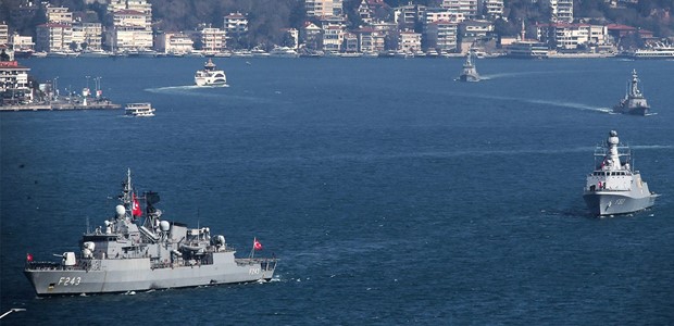 Στα τουρκικά ύδατα τα πολεμικά πλοία του Ερντογάν
